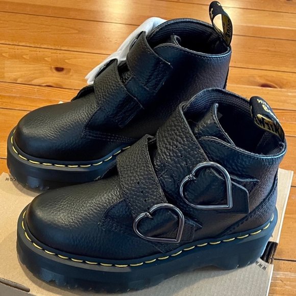 Martens DEVON HEART LEATHER PLATFORM BOOTS Black